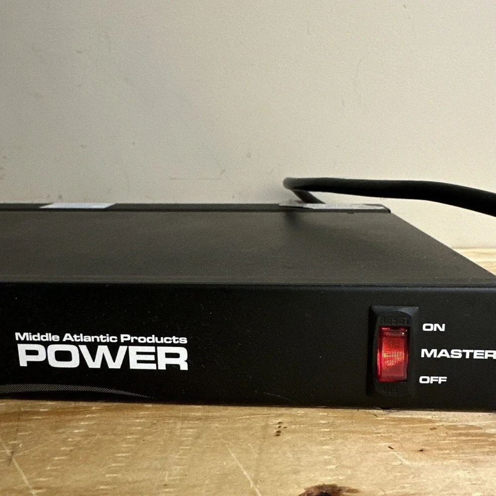 Middle Atlantic Products Inc M-POWER PD-915R Power Center w/ Cord‎ Used